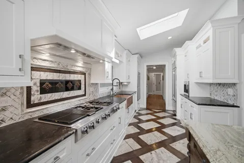 $1,500,000 | 147 Old Dundee Road, Barrington Hills, IL 60010