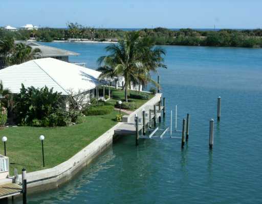 19100 Waterway Road Tequesta, FL 33469 - Photo 1 of 9 Primary Photo