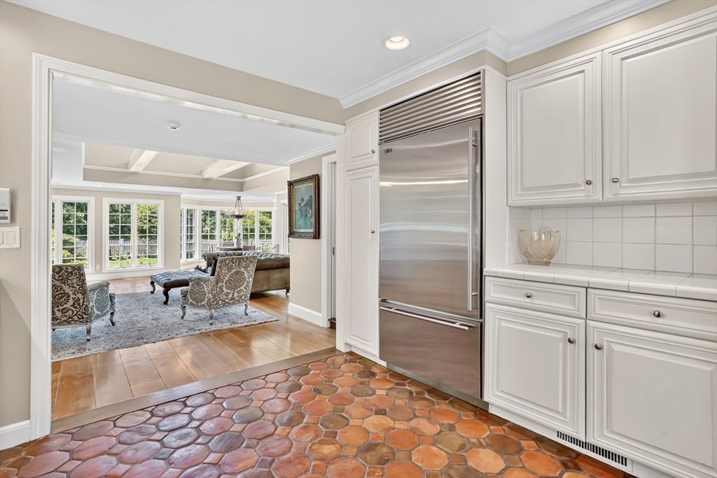 212 Springfield Street Wilbraham, MA 01095 - Photo 9 of 42