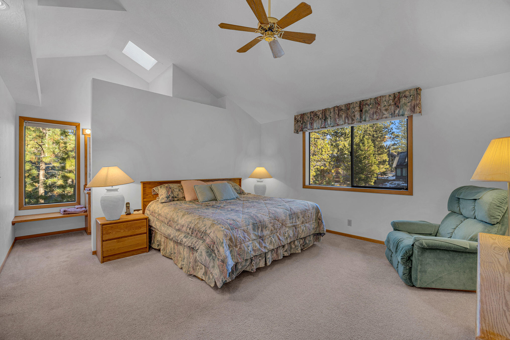 58035 Kinglet Road, Unit 16 Bend, OR 97707 - Photo 17 of 53