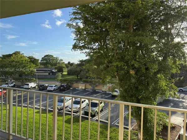 $1,900 | 13120 Southwest 92nd Avenue, Unit B303, Miami, FL 33176