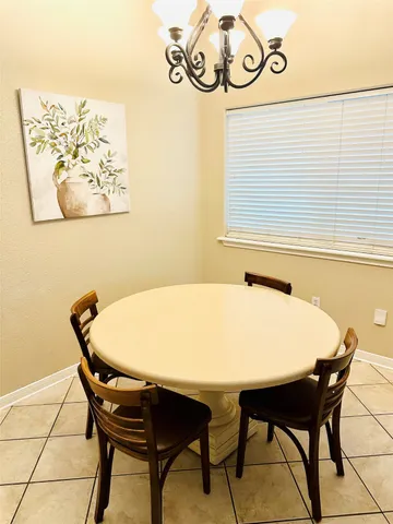 $2,300 | 1116 North Heron Drive, Seabrook, TX 77586