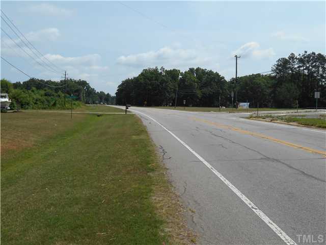 Burlington Road, Unit 7 Roxboro, NC 27573 - Photo 2 of 3 a view of a basket ball ground