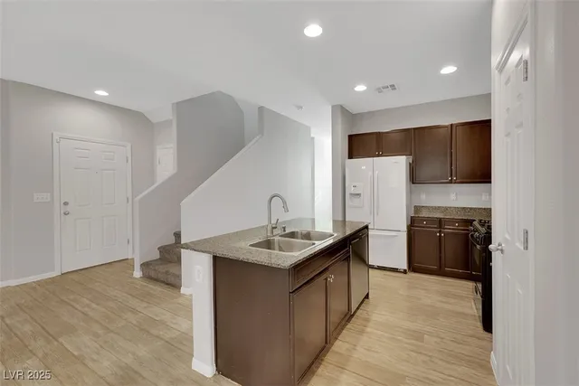 $1,800 | 4549 Lime Straight Drive, Las Vegas, NV 89115