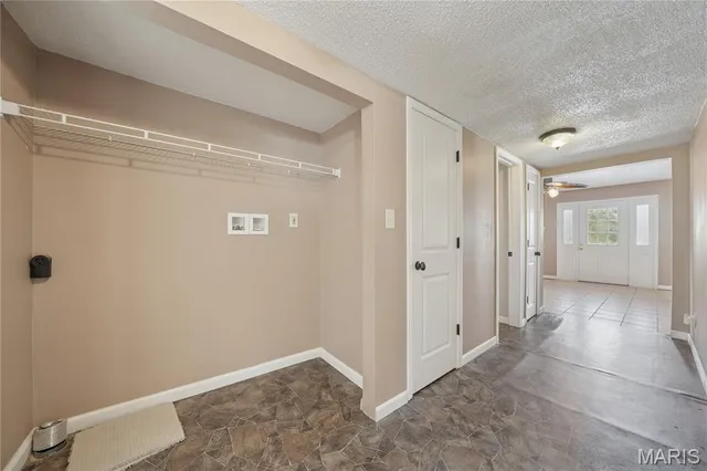 $170,000 | 4271 Old Road, De Soto, MO 63020