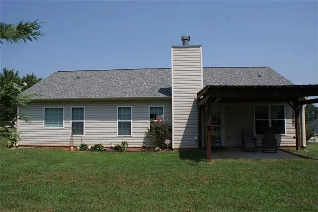 $1,895 | 211 Lucas Way, Statham, GA 30666