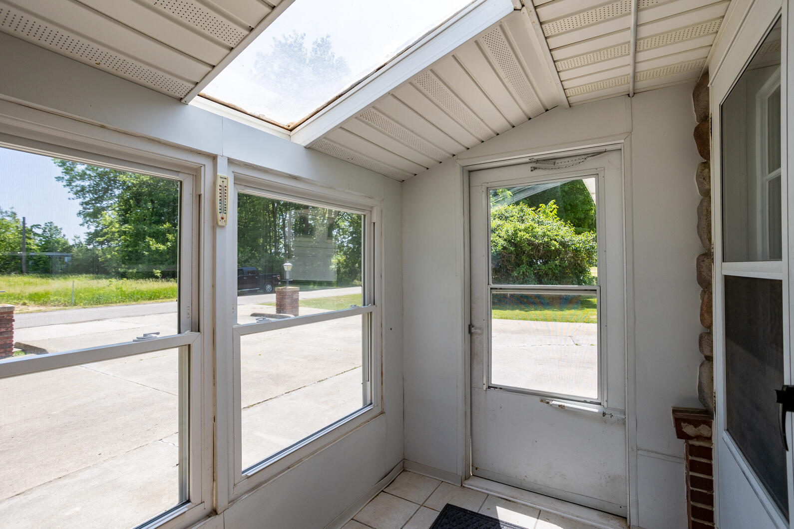 4530 Meridian Road Addison, MI 49220 - Photo 4 of 58 0N0A5644
