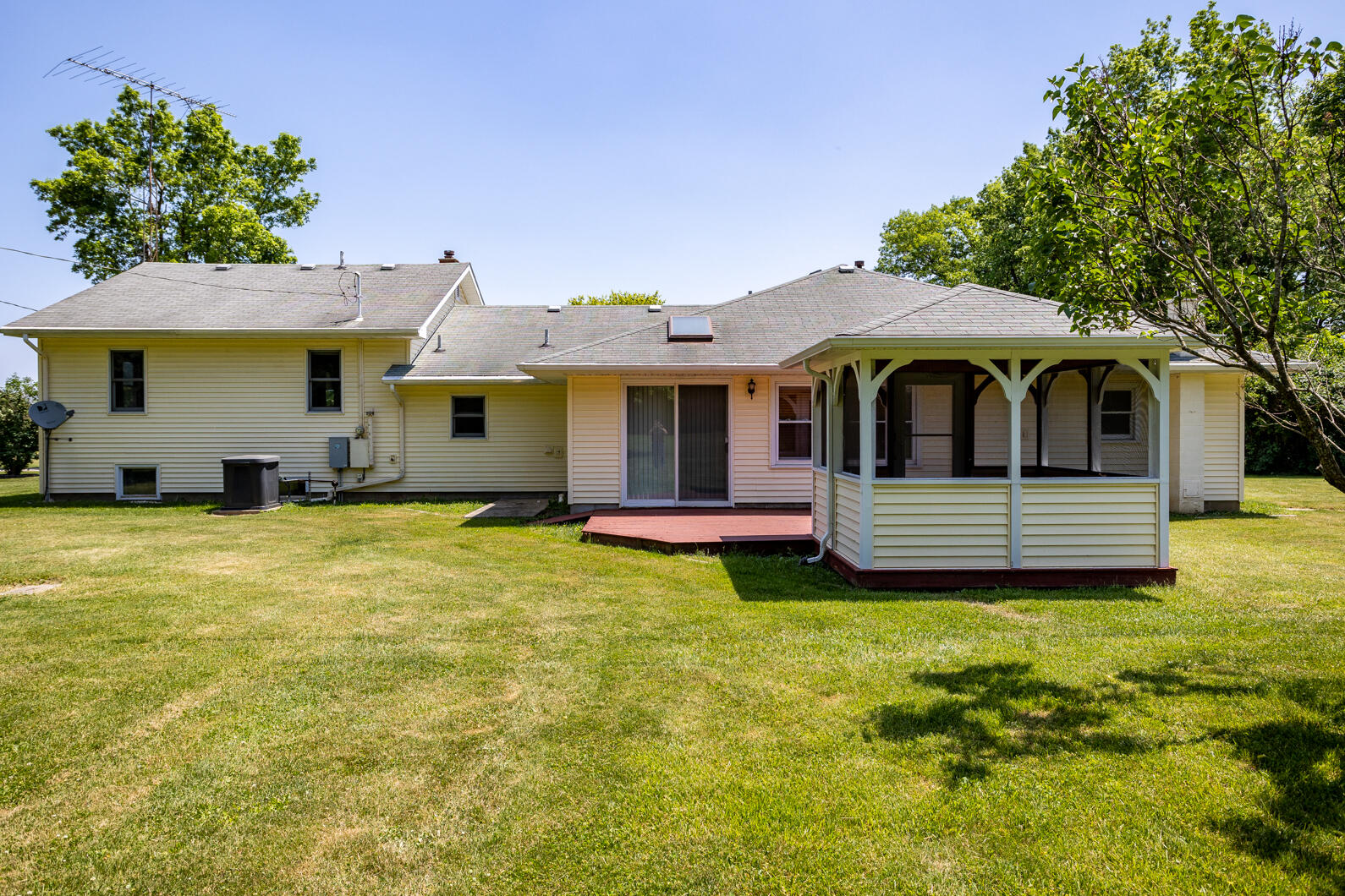 4530 Meridian Road Addison, MI 49220 - Photo 51 of 58 0N0A5637
