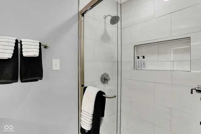 $875,000 | 118 White Horse Lane, Fishers, IN 46038