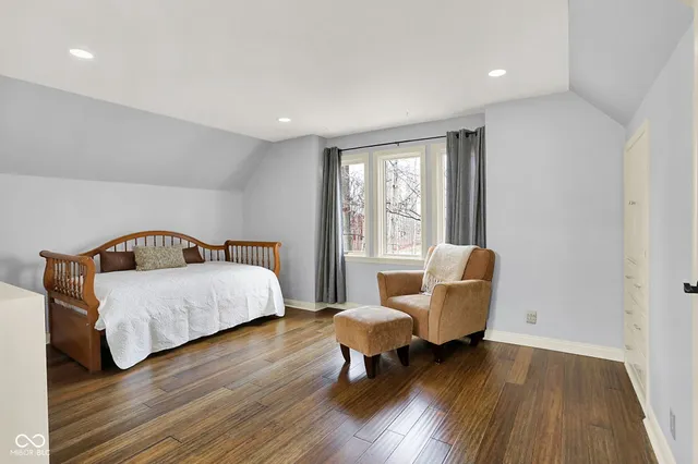 $875,000 | 118 White Horse Lane, Fishers, IN 46038