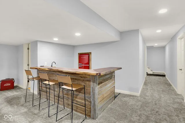 $875,000 | 118 White Horse Lane, Fishers, IN 46038