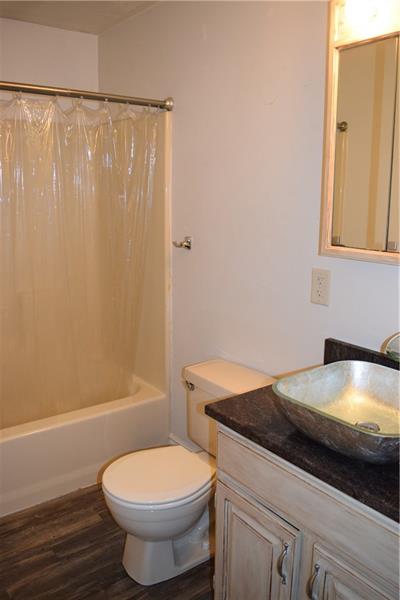 439 Fox Road Pittsburgh, PA 15239 - Photo 12 of 25