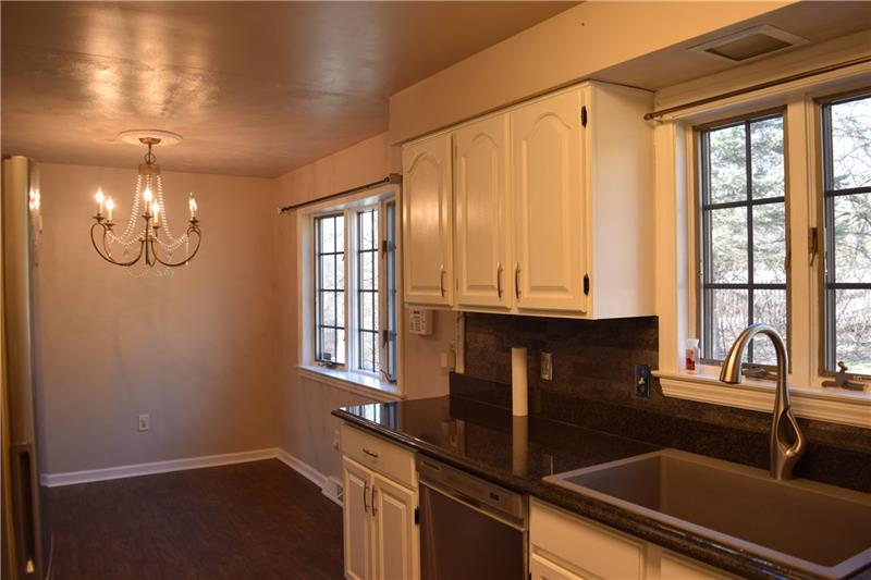 439 Fox Road Pittsburgh, PA 15239 - Photo 8 of 25