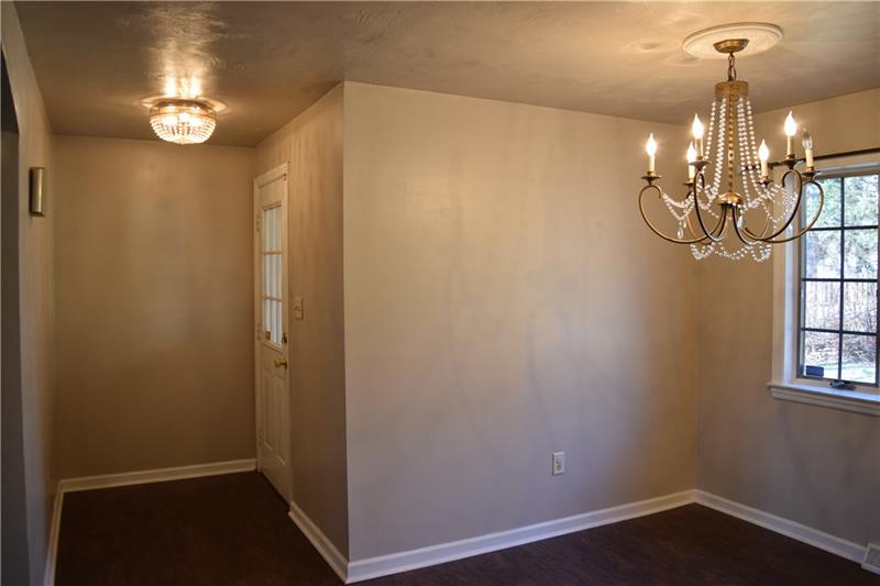 439 Fox Road Pittsburgh, PA 15239 - Photo 9 of 25
