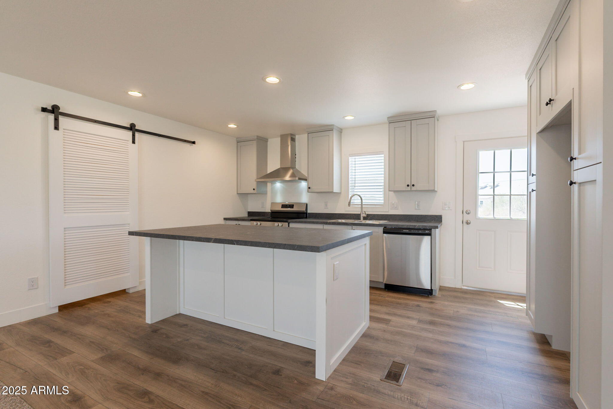 1932 South Starr Road Apache Junction, AZ 85119 - Photo 14 of 56 15-web-or-mls-Starr-15