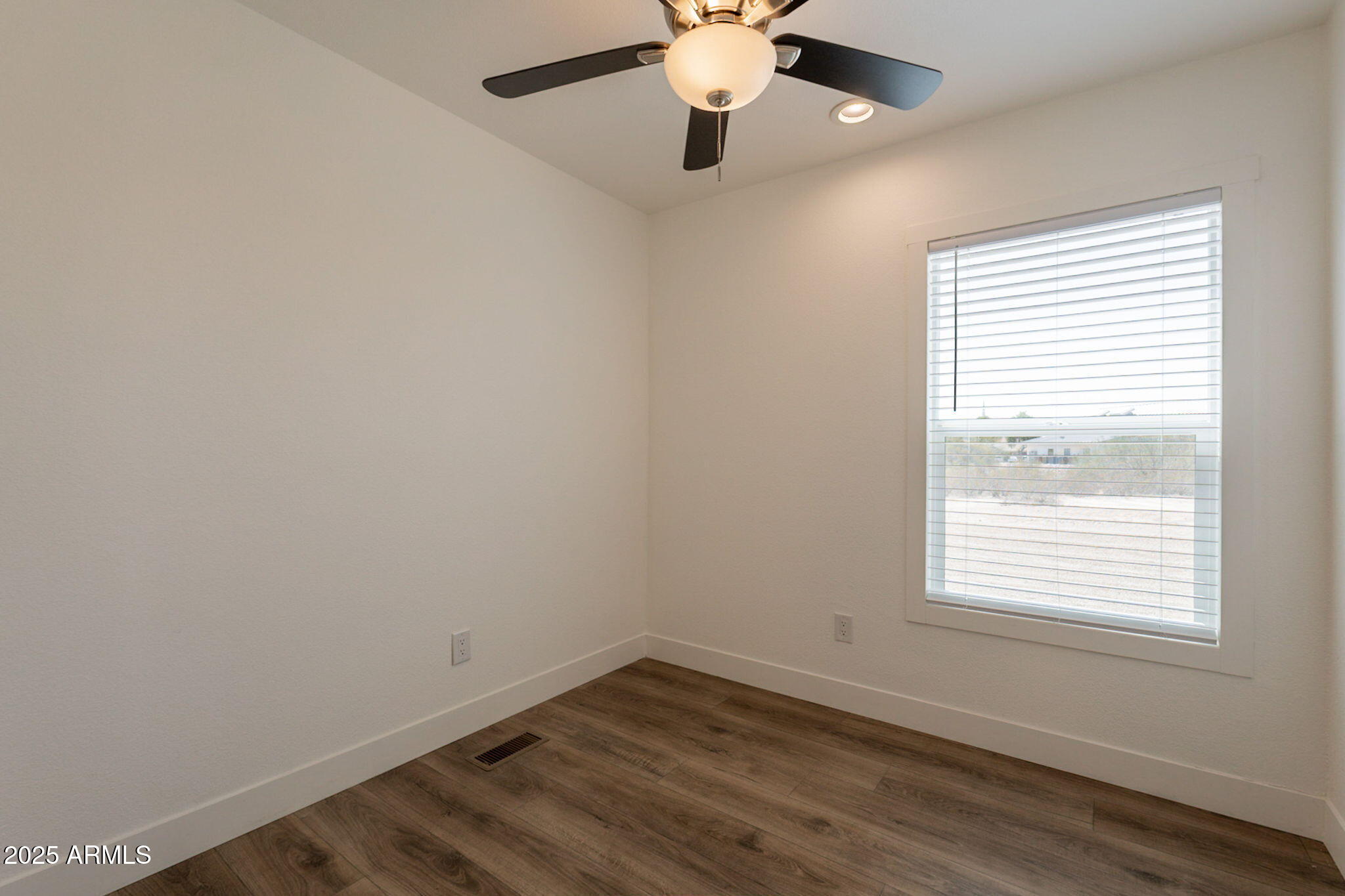 1932 South Starr Road Apache Junction, AZ 85119 - Photo 36 of 56 38-web-or-mls-Starr-38