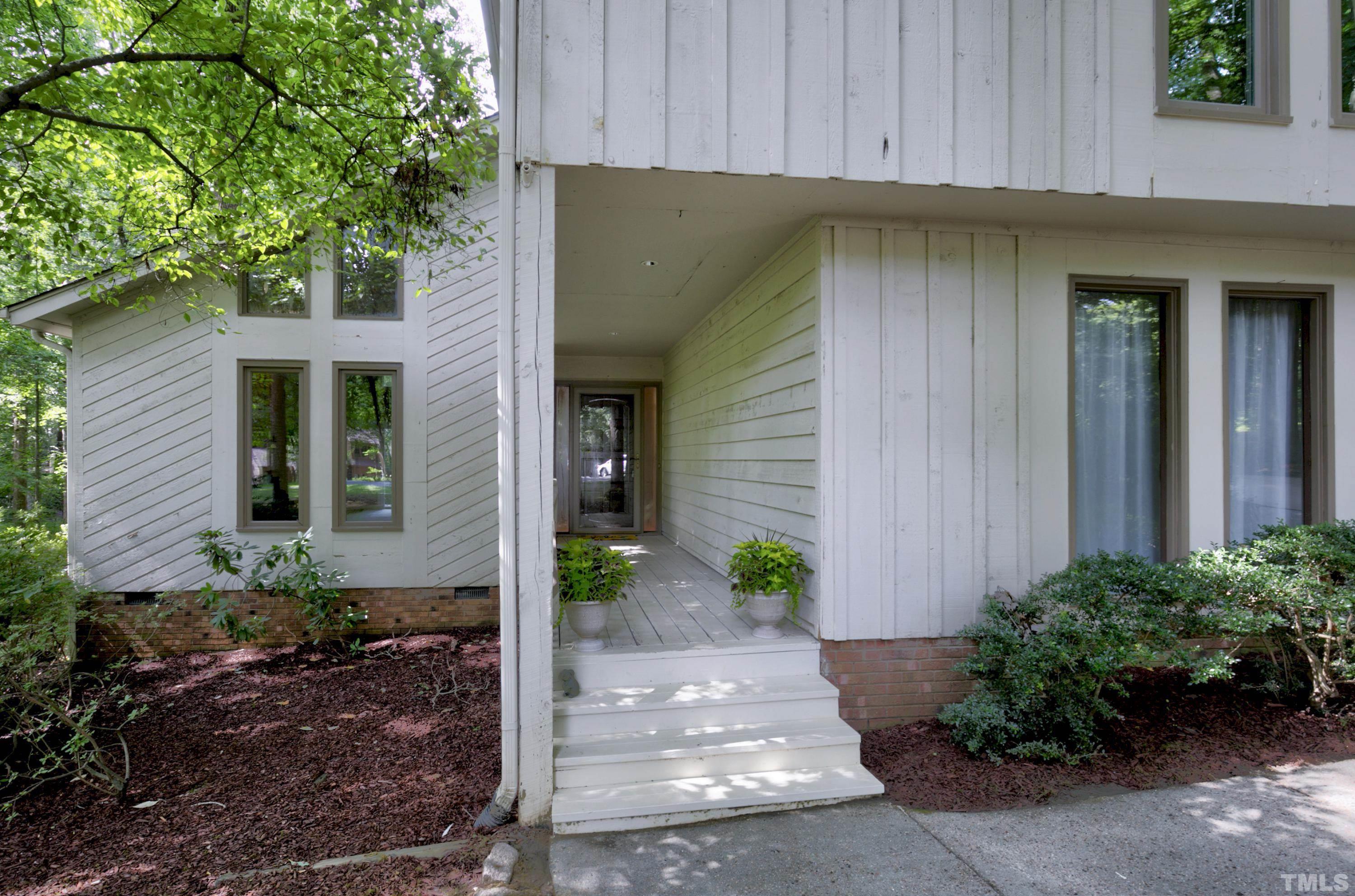10505 Tree Bark Court Raleigh, NC 27613 - Photo 5 of 42