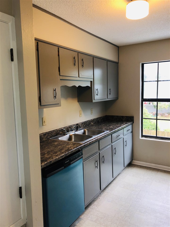1070 Bayshore Road, Unit G Gulf Breeze, FL 32563 - Photo 5 of 10