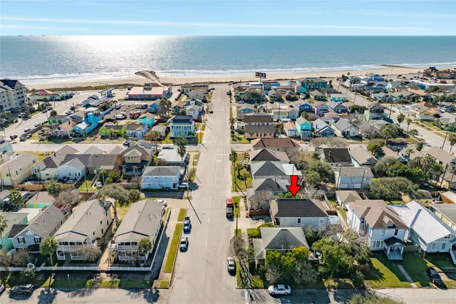 $554,000 | 2205 30th Street, Galveston, TX 77550