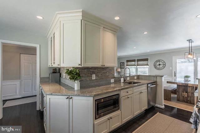 8629 Bristlecone Place Springfield, VA 22153 - Photo 7 of 28