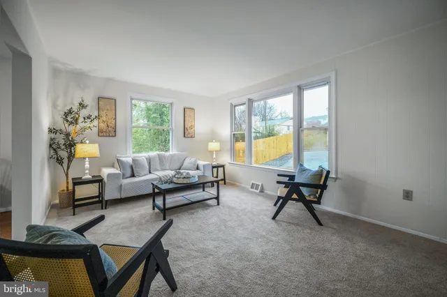 $375,000 | 6 Mountain Road, Linthicum Heights, MD 21090