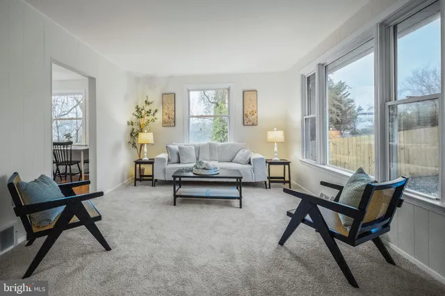 $375,000 | 6 Mountain Road, Linthicum Heights, MD 21090