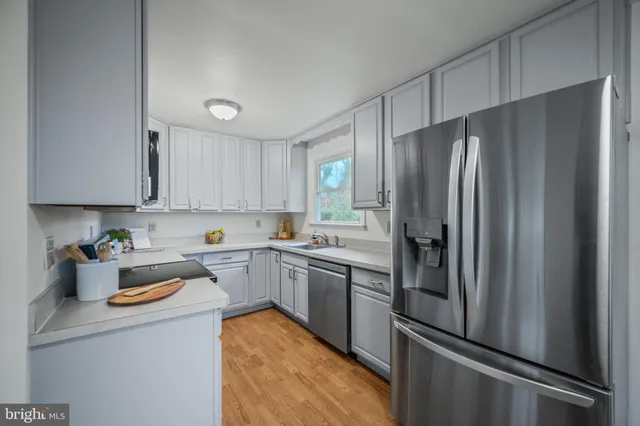 $375,000 | 6 Mountain Road, Linthicum Heights, MD 21090