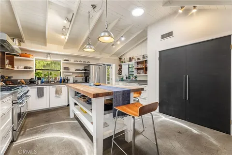 $1,798,000 | 2361 Pelham Avenue, Los Angeles, CA 90064