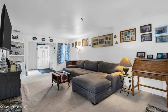 $310,000 | 57 Whitman Street, Brick, NJ 08724