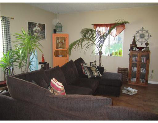 25321 Gordon Road South Bend, IN 46619 - Photo 3 of 11 Gallery Image 3
