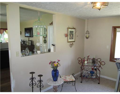 25321 Gordon Road South Bend, IN 46619 - Photo 4 of 11 Gallery Image 4