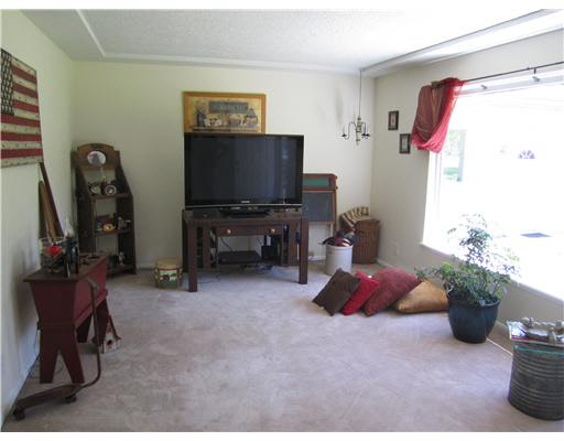 25321 Gordon Road South Bend, IN 46619 - Photo 7 of 11 Gallery Image 7