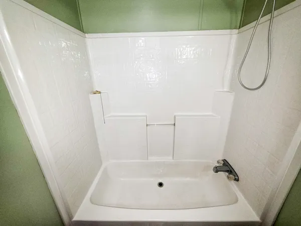 $125,000 | 603 North Worthey Street, Flora, IL 62839