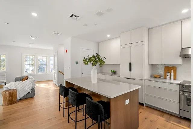 $1,215,000 | 16 Elm Street, Unit 16, Newton, MA 02465