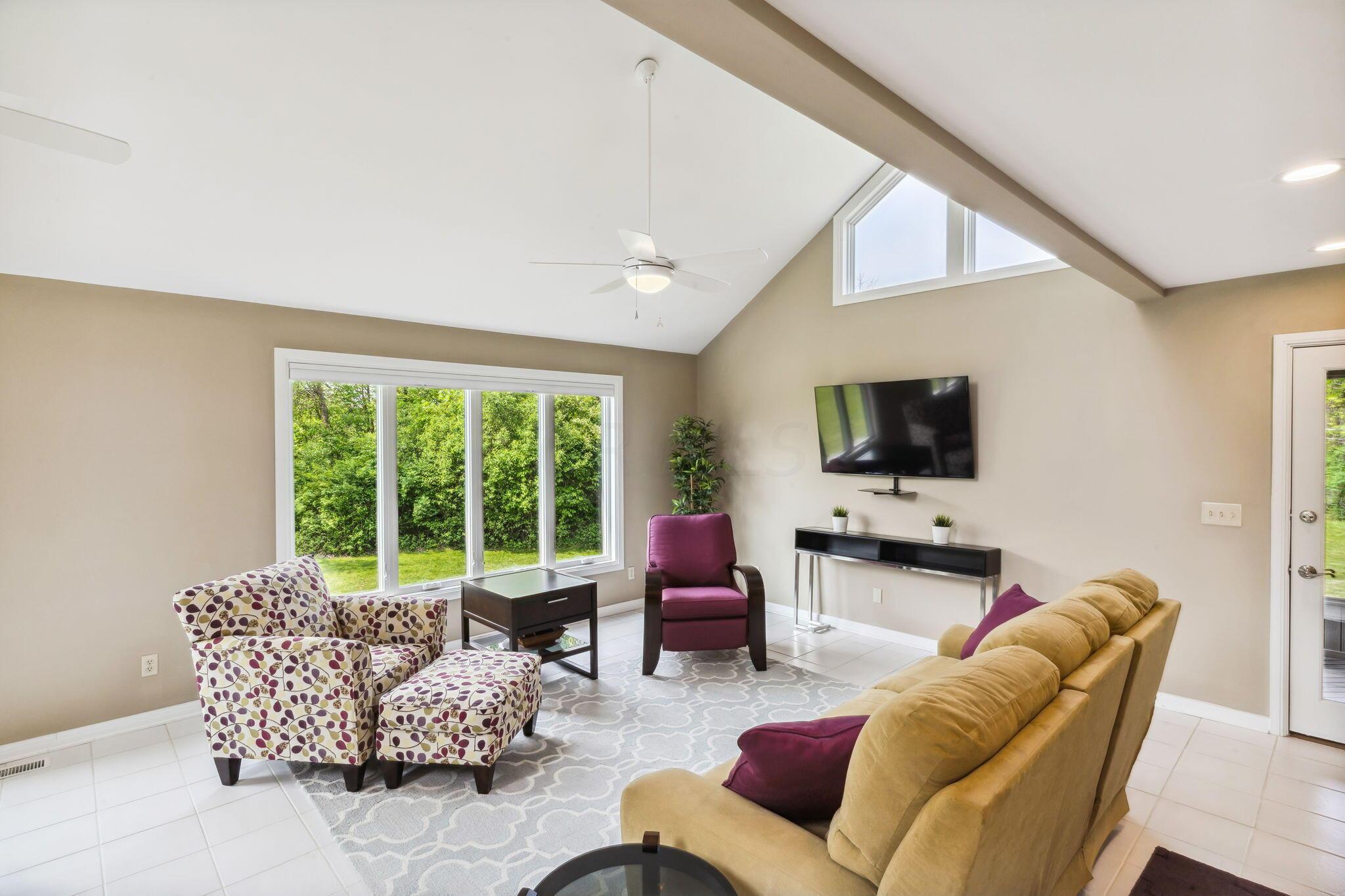 8393 Riverside Drive Powell, OH 43065 - Photo 6 of 43 51-web-or-mls-DSC09821