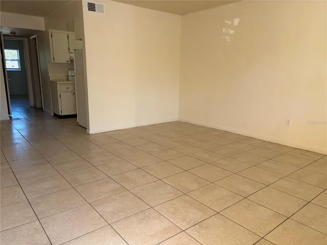 $1,200 | 1008 Pinellas Street, Unit 11, Clearwater, FL 33756