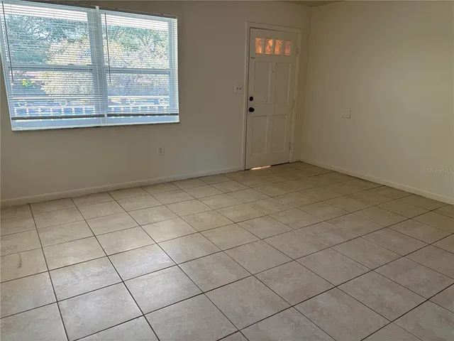 $1,200 | 1008 Pinellas Street, Unit 11, Clearwater, FL 33756