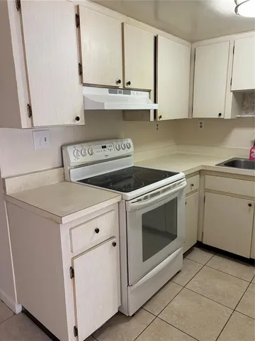 $1,200 | 1008 Pinellas Street, Unit 11, Clearwater, FL 33756