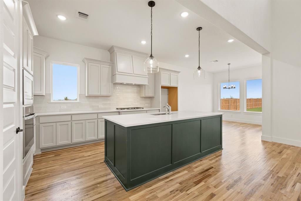 116 Evanston Court Rhome, TX 76078 - Photo 13 of 39