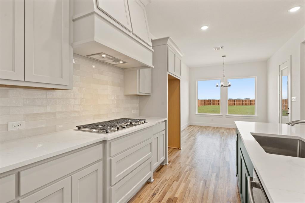 116 Evanston Court Rhome, TX 76078 - Photo 14 of 39