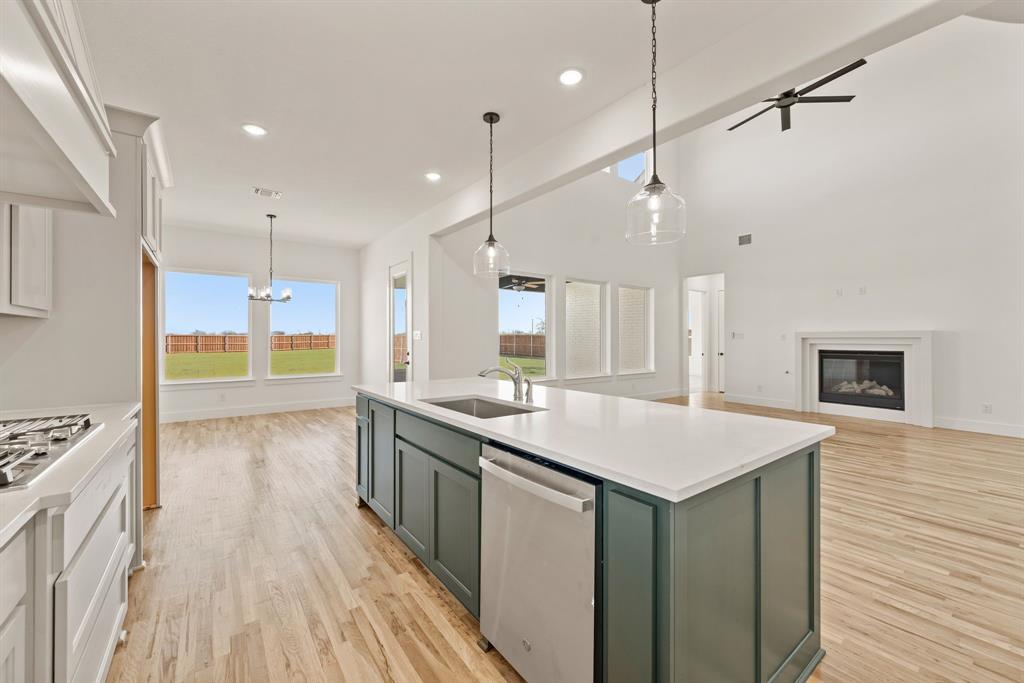 116 Evanston Court Rhome, TX 76078 - Photo 15 of 39