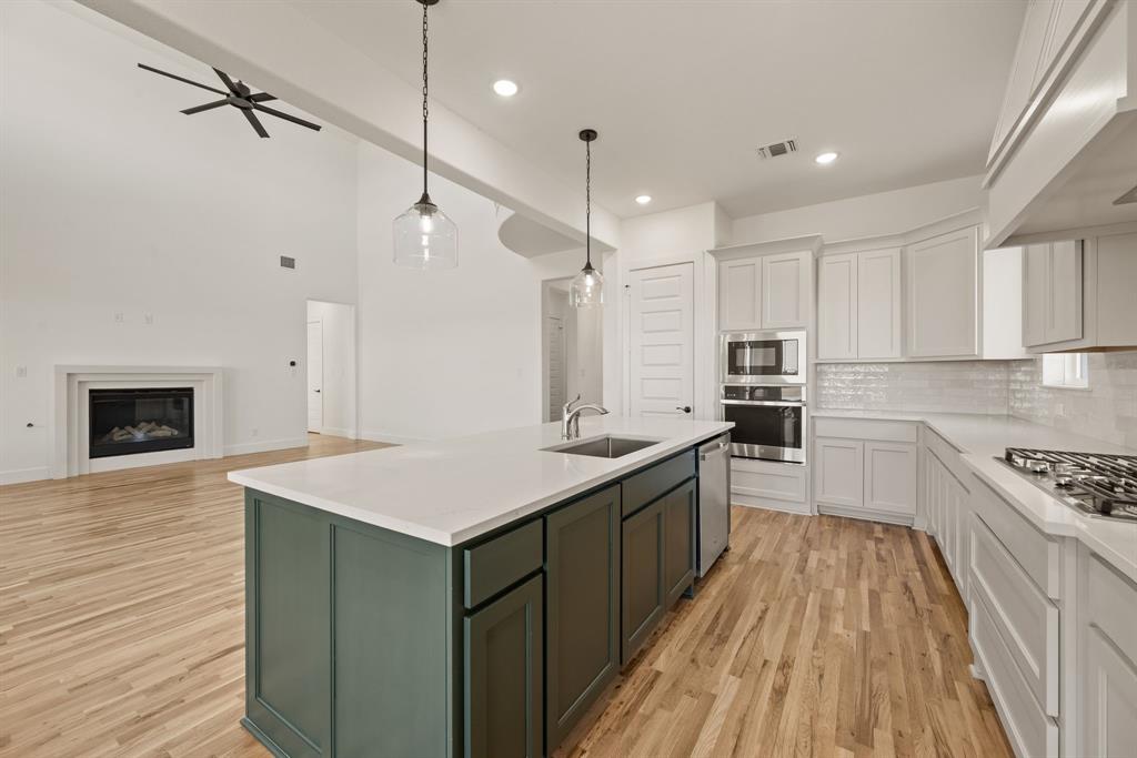 116 Evanston Court Rhome, TX 76078 - Photo 17 of 39