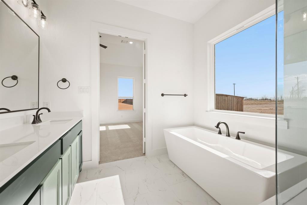 116 Evanston Court Rhome, TX 76078 - Photo 22 of 39