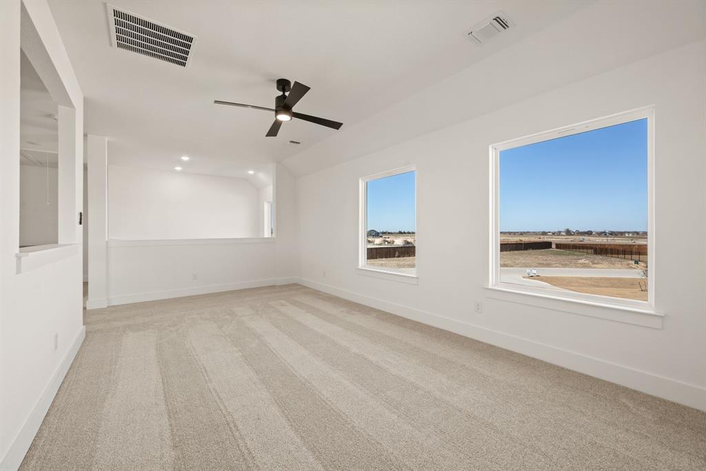 116 Evanston Court Rhome, TX 76078 - Photo 31 of 39