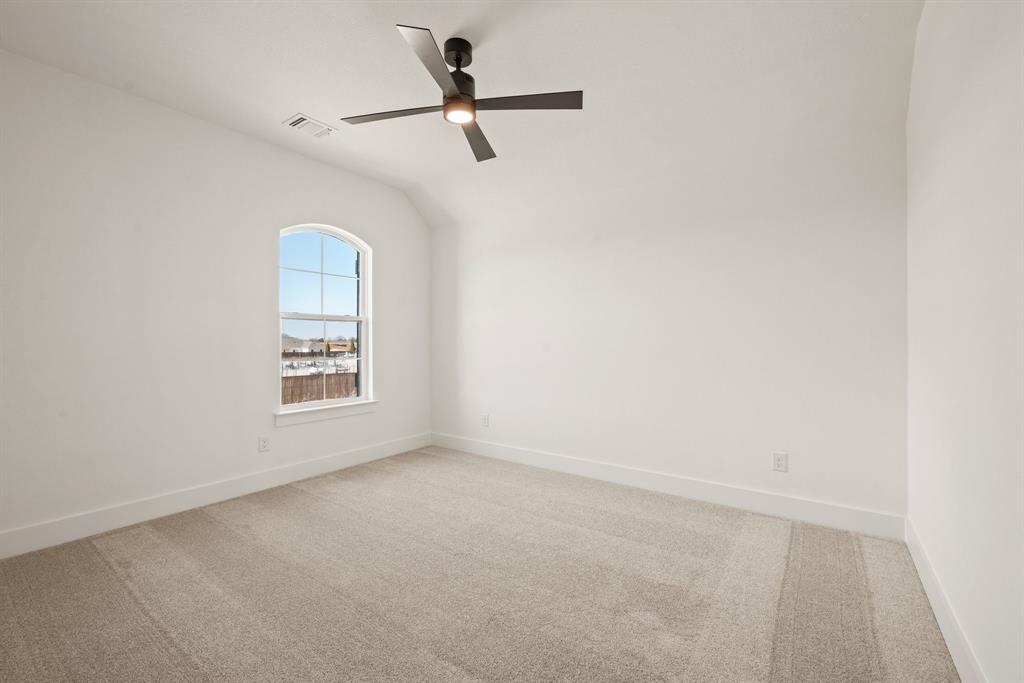 116 Evanston Court Rhome, TX 76078 - Photo 35 of 39