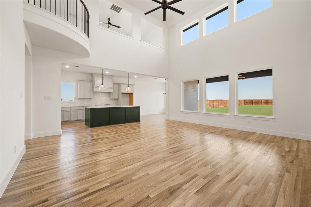 116 Evanston Court Rhome, TX 76078 - Photo 8 of 39