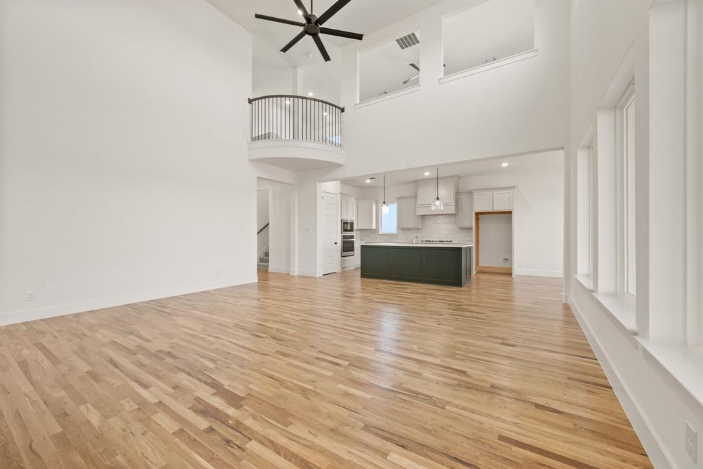 116 Evanston Court Rhome, TX 76078 - Photo 9 of 39