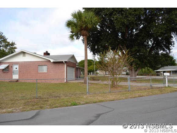 1702 Edgewater Drive Edgewater, FL 32132 - Photo 4 of 10 Gallery Image 4