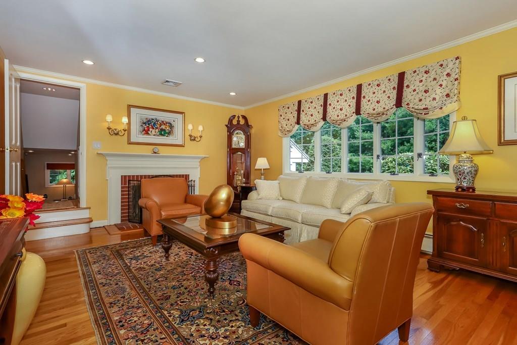 477 York Street Canton, MA 02021 - Photo 3 of 39 Gallery Image 3