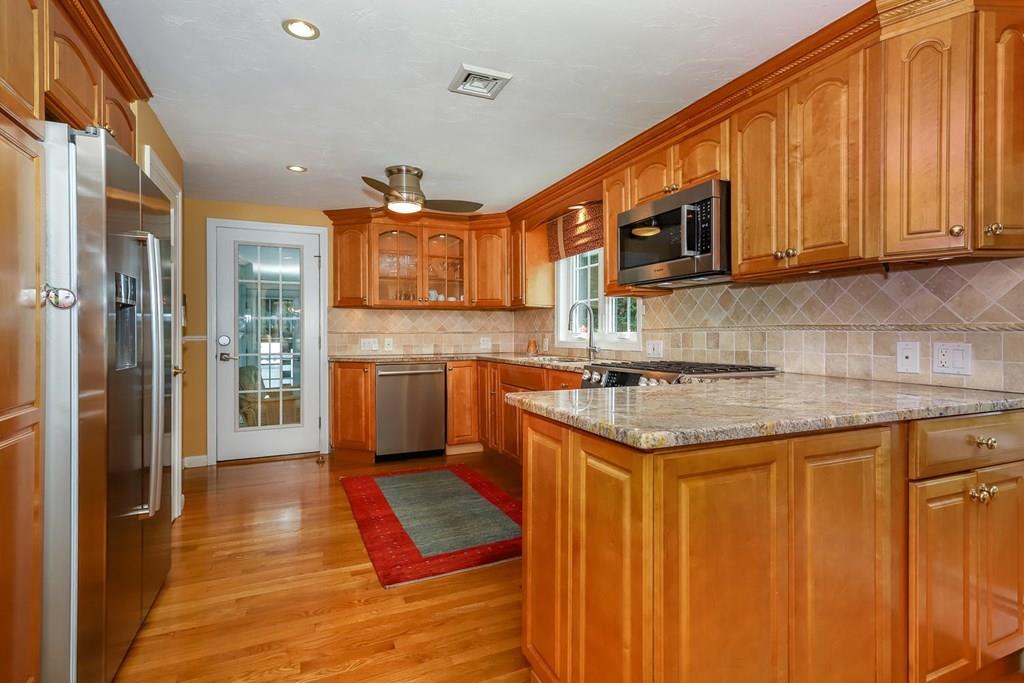 477 York Street Canton, MA 02021 - Photo 9 of 39 Gallery Image 9